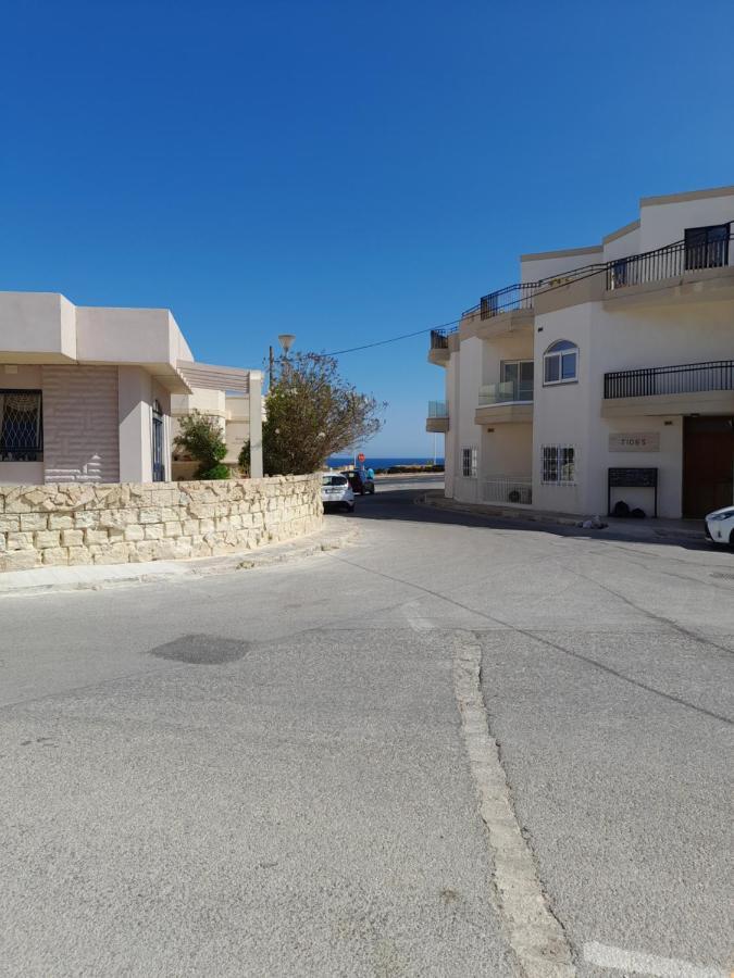 Sunshine Holiday Apartment 4 Next To The Sea 세인트폴스베이 외부 사진