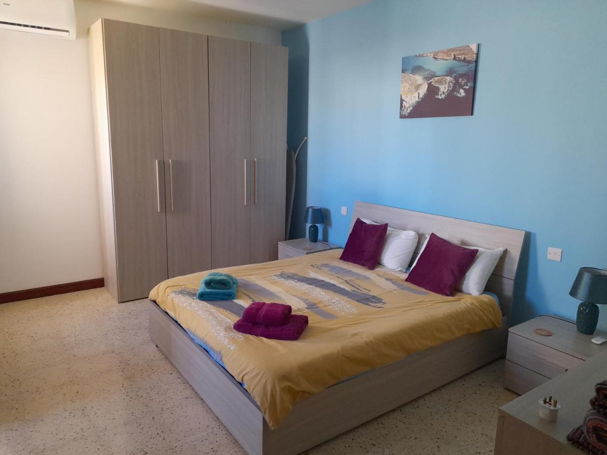 Sunshine Holiday Apartment 4 Next To The Sea 세인트폴스베이 외부 사진
